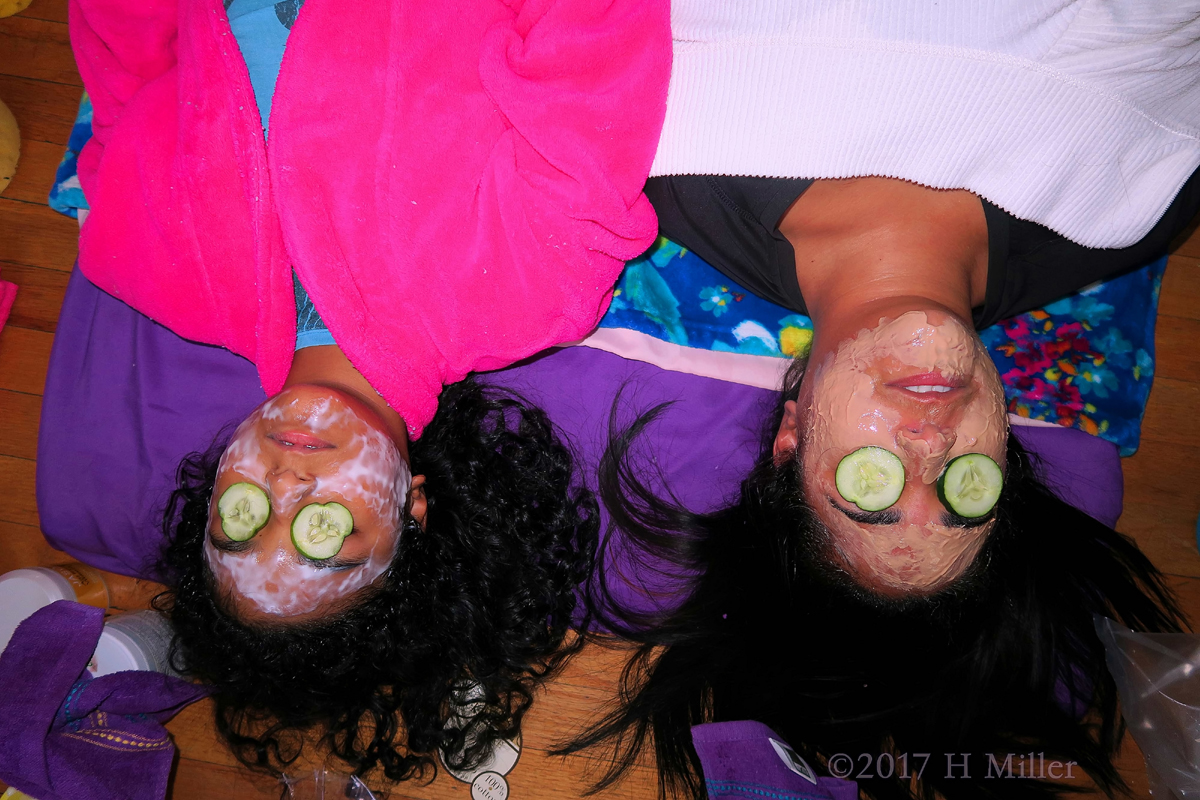 Mother And Daughter Side By Side During Facials For Kids! 