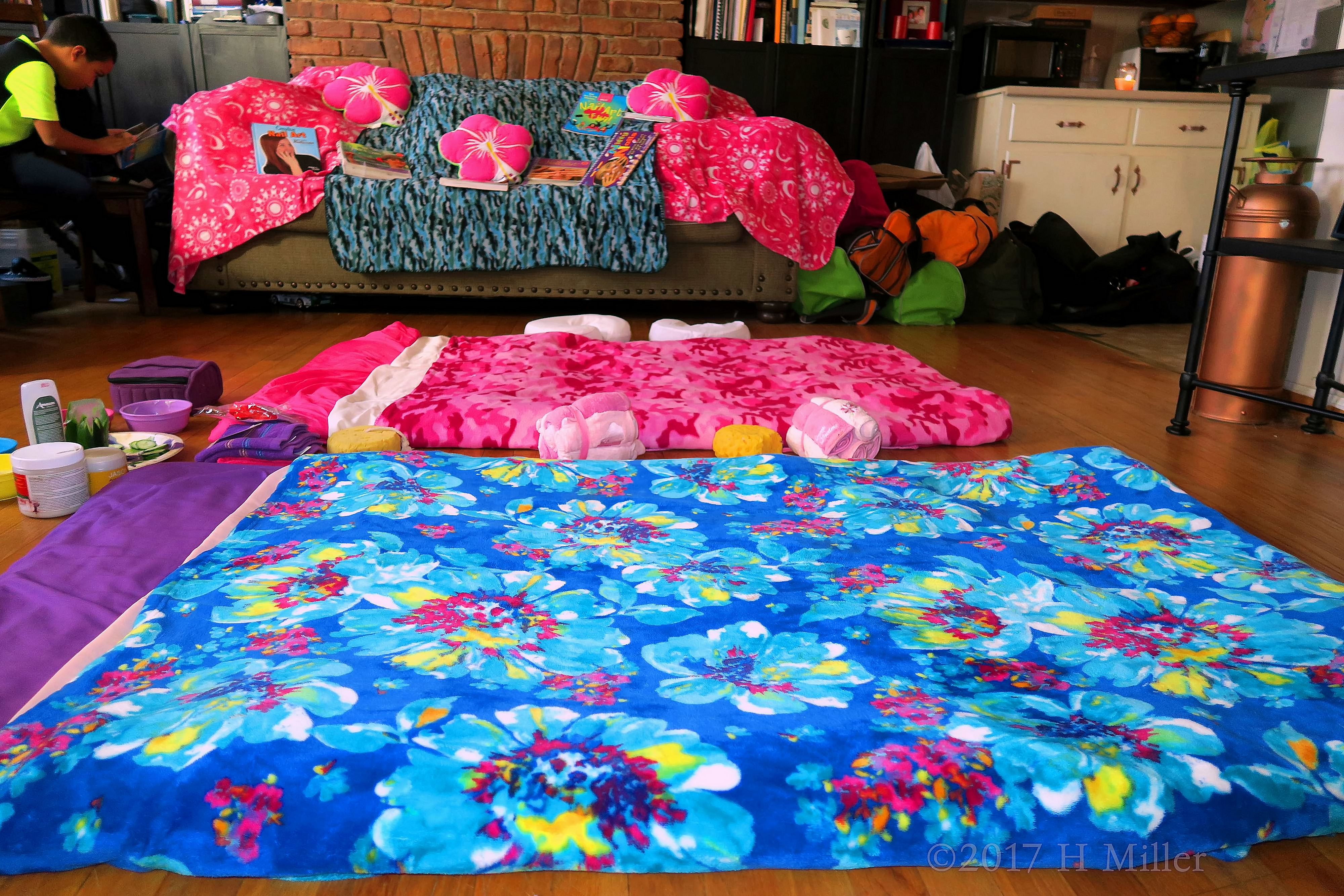 Another View Of The Kids Facial Mats. Another View Of The Kids Facial Mats.