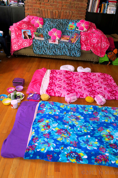 Another View Of The Kids Facial And Massage Area With The Spa Couches In The Background. Another View Of The Kids Facial And Massage Area With The Spa Couches In The Background.