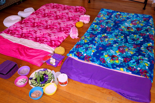 The Kids Facial And Massage Area Setup. The Kids Facial And Massage Area Setup.