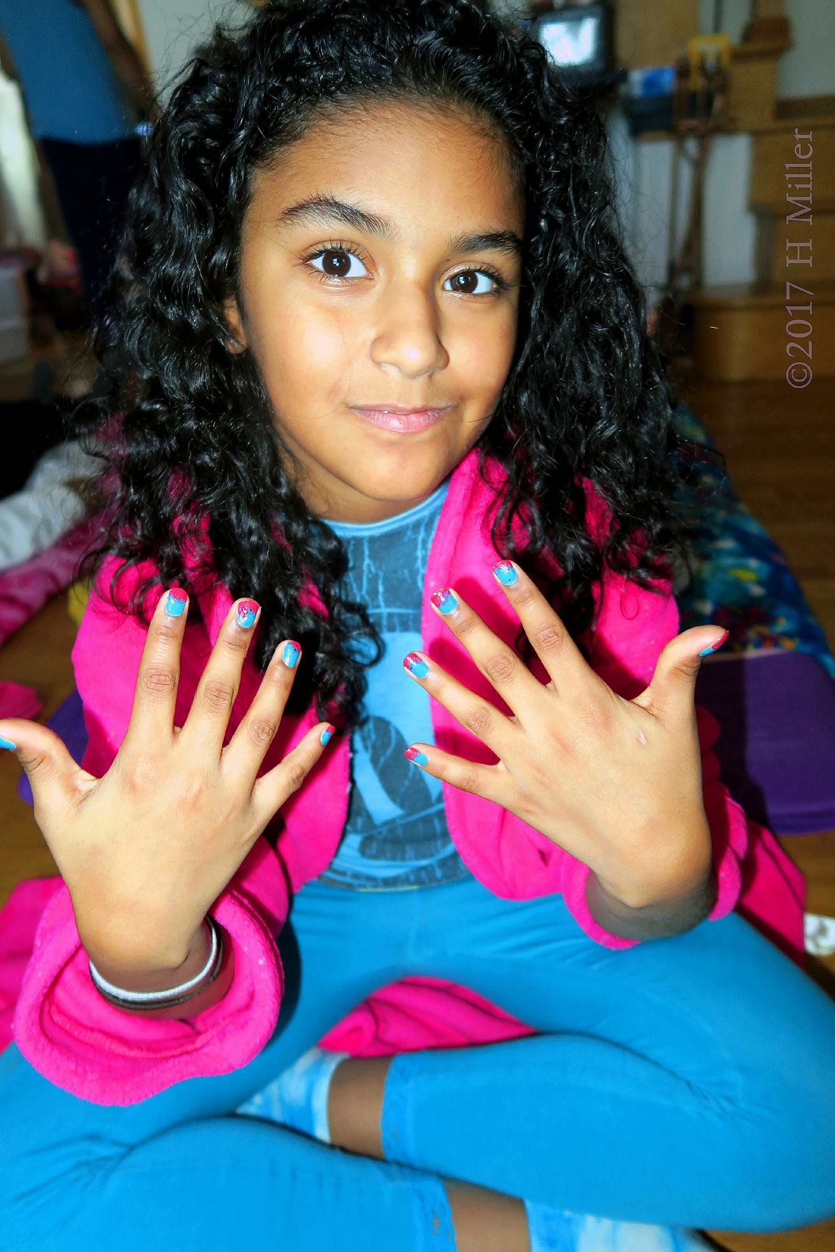 Check Out Her Awesome Mini Mani! 