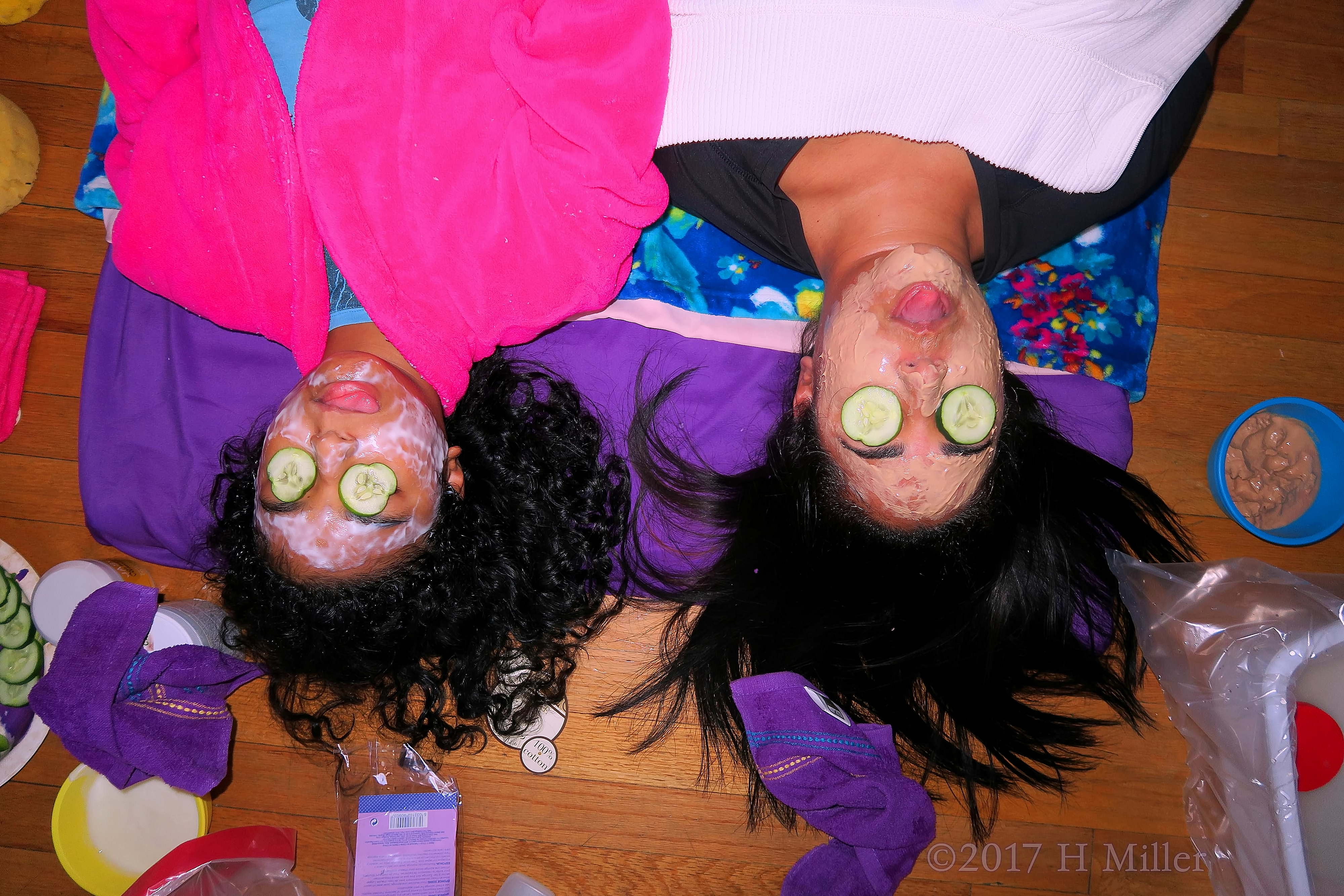 Having Kids Facials Is So Much More Fun Together! Having Kids Facials Is So Much More Fun Together!