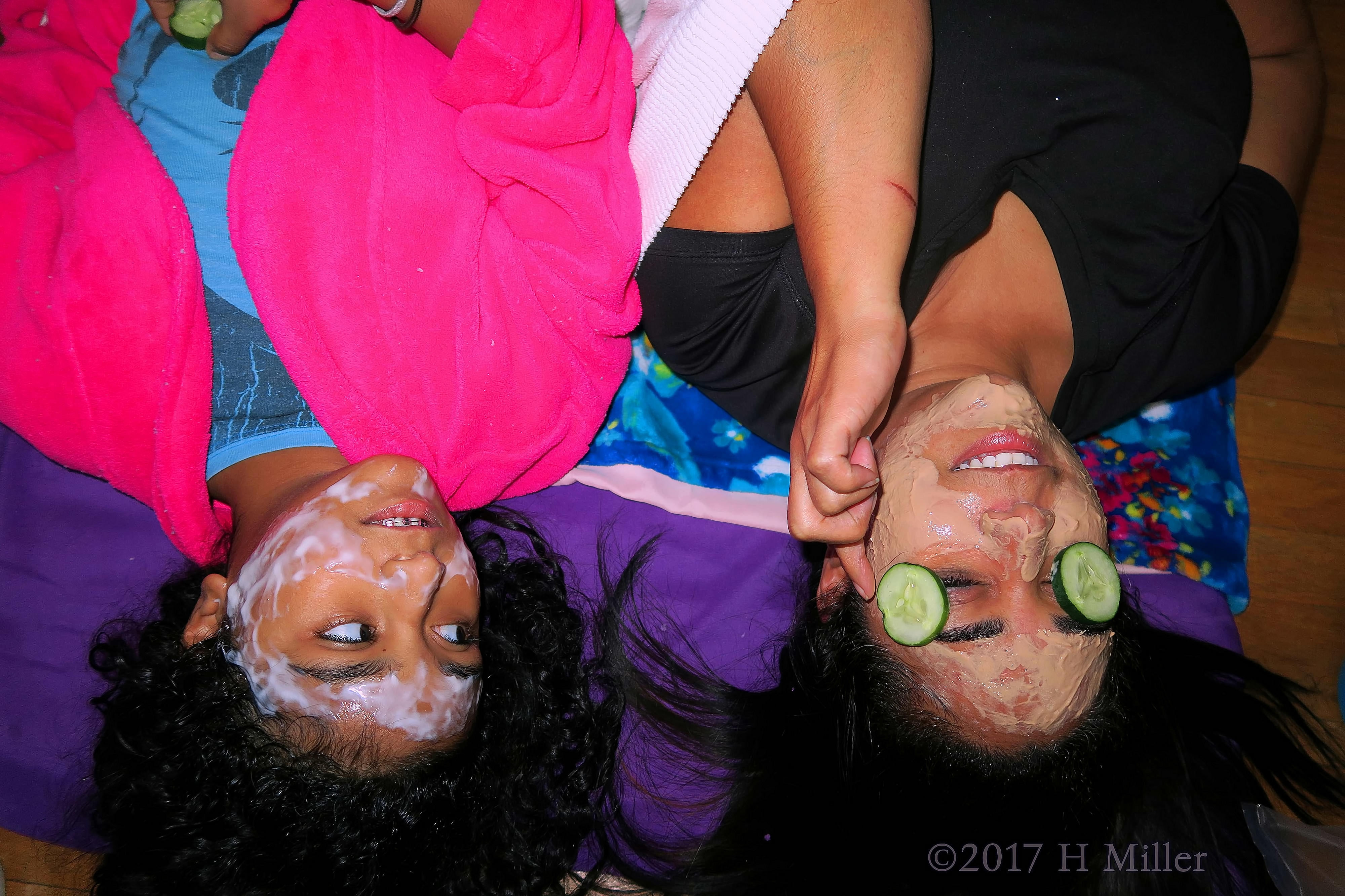 Mom's Cukes Are Falling Off Her Eyes During Her Facial For Girls! Mom's Cukes Are Falling Off Her Eyes During Her Facial For Girls!