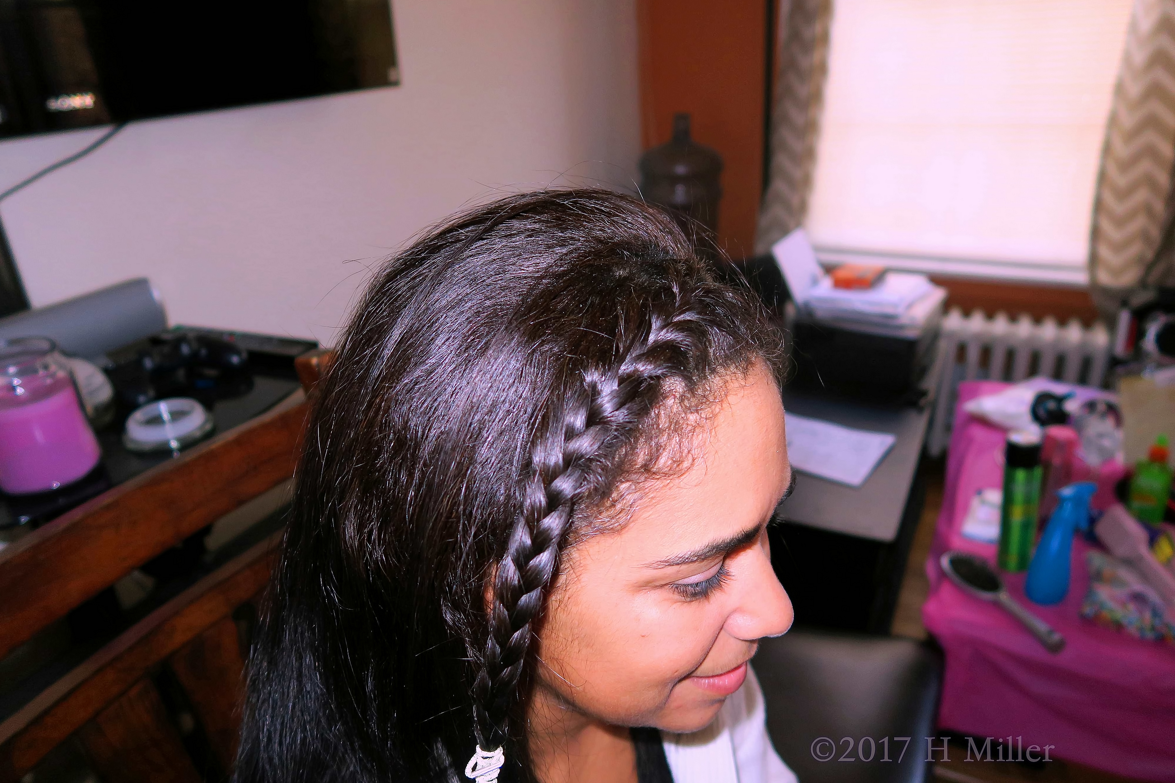 What An Awesome Girls Hairstyle! What An Awesome Girls Hairstyle!