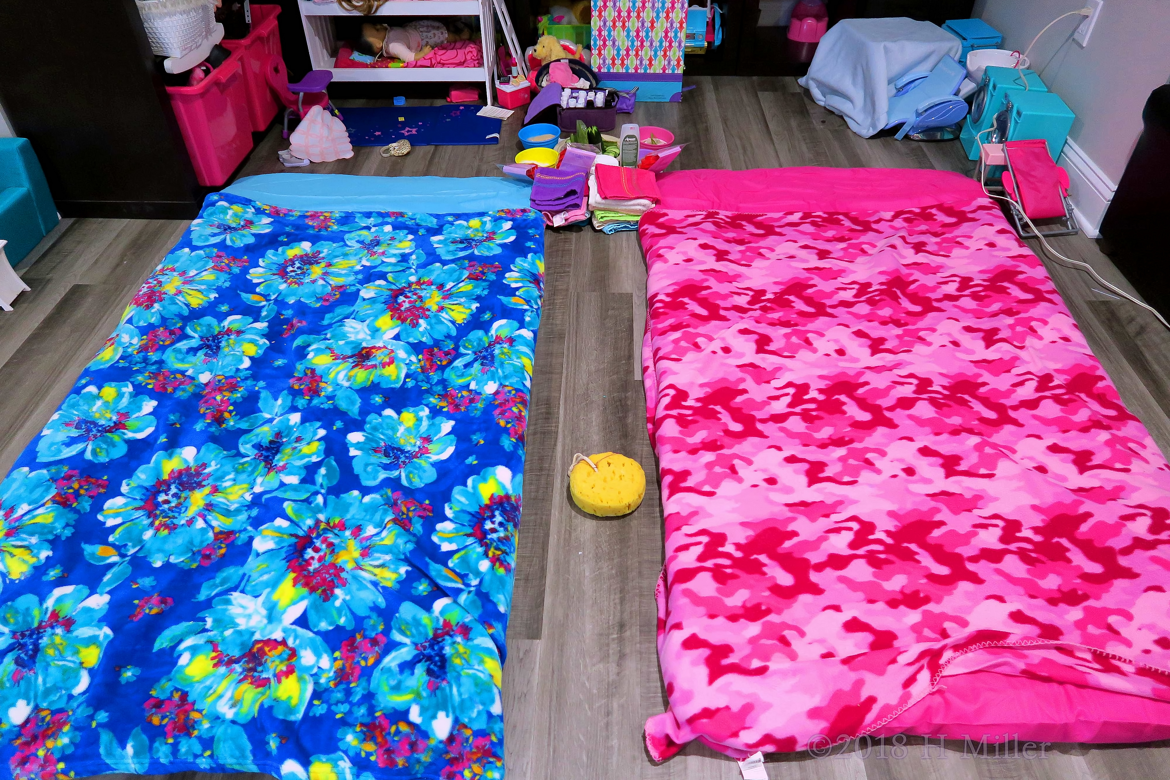 Loofas And Lounging! Kids Facial Setup At The Kids Spa! Loofas And Lounging! Kids Facial Setup At The Kids Spa!