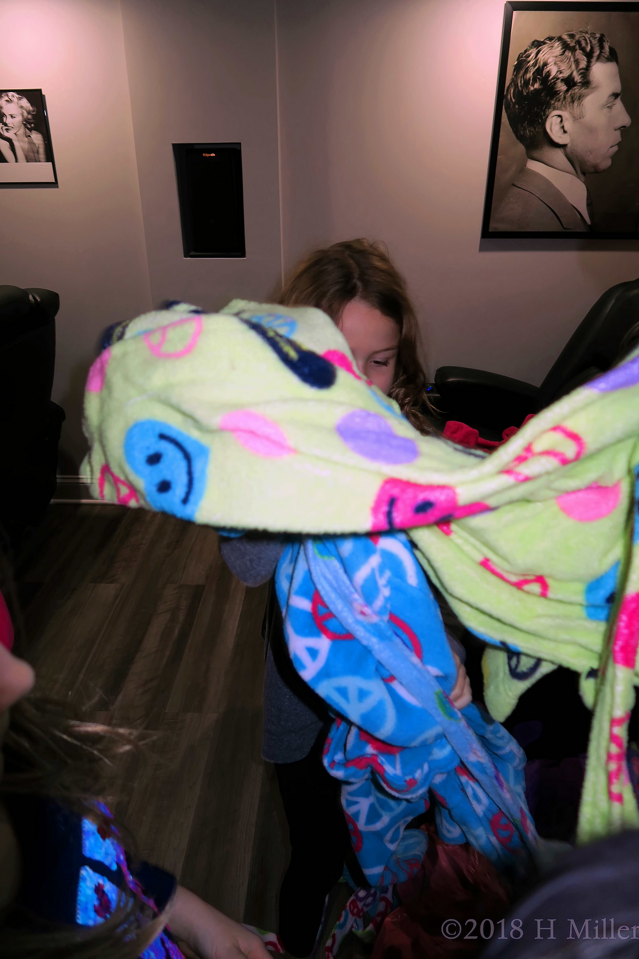 Peace Signs And Smiles! Party Guests Pick Their Spa Robes! Peace Signs And Smiles! Party Guests Pick Their Spa Robes!