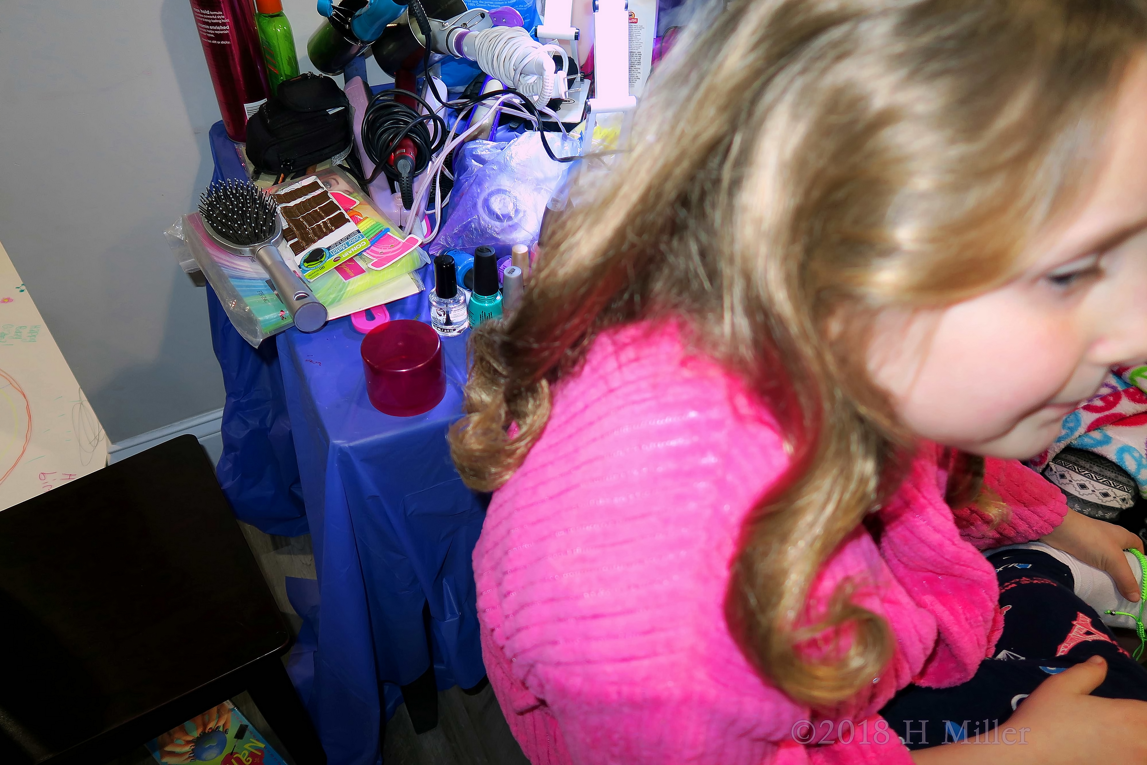 Curls And Combs! Curly Girls Hairstyle! Curls And Combs! Curly Girls Hairstyle!