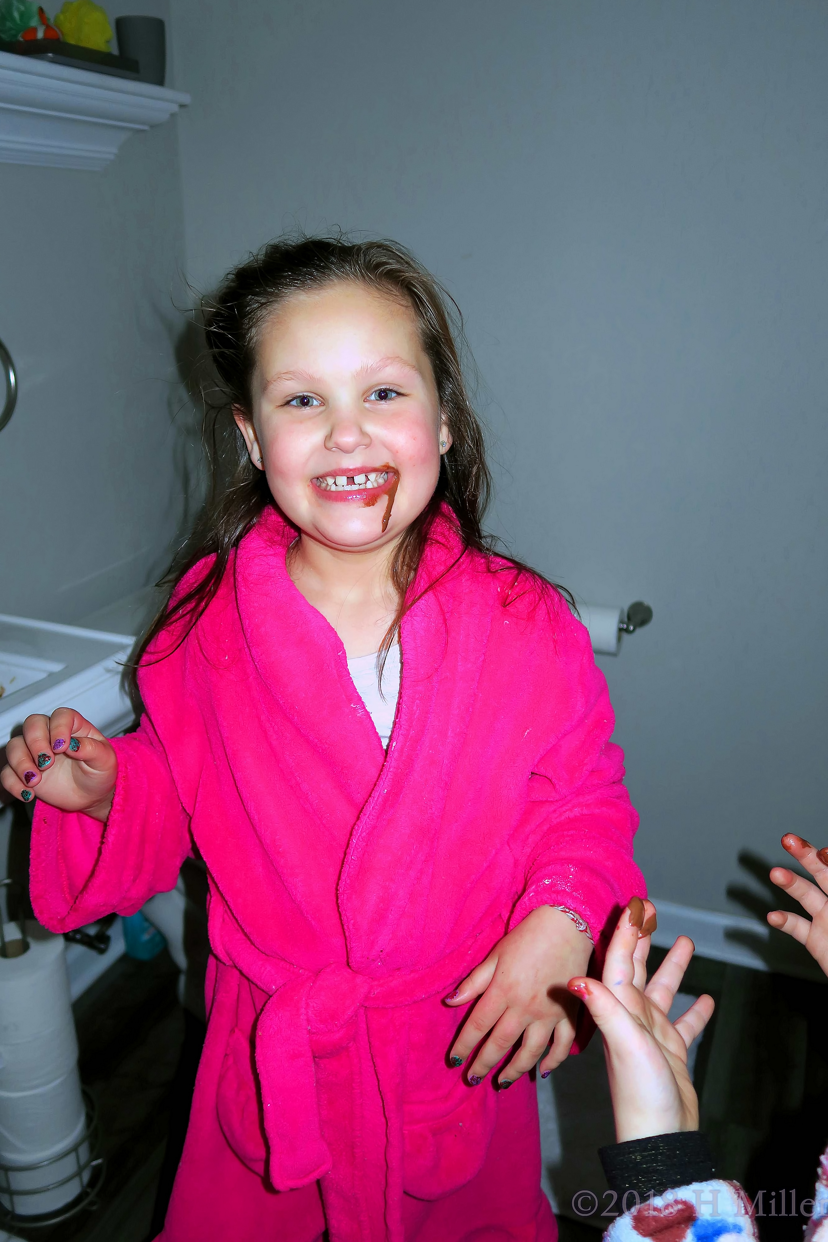 Posing In A Hotpink Kids Spa Robe! Posing In A Hotpink Kids Spa Robe!
