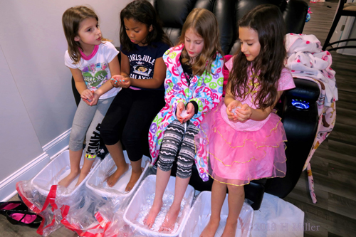 Party Guests Participating In Pedicures For Girls! Party Guests Participating In Pedicures For Girls!