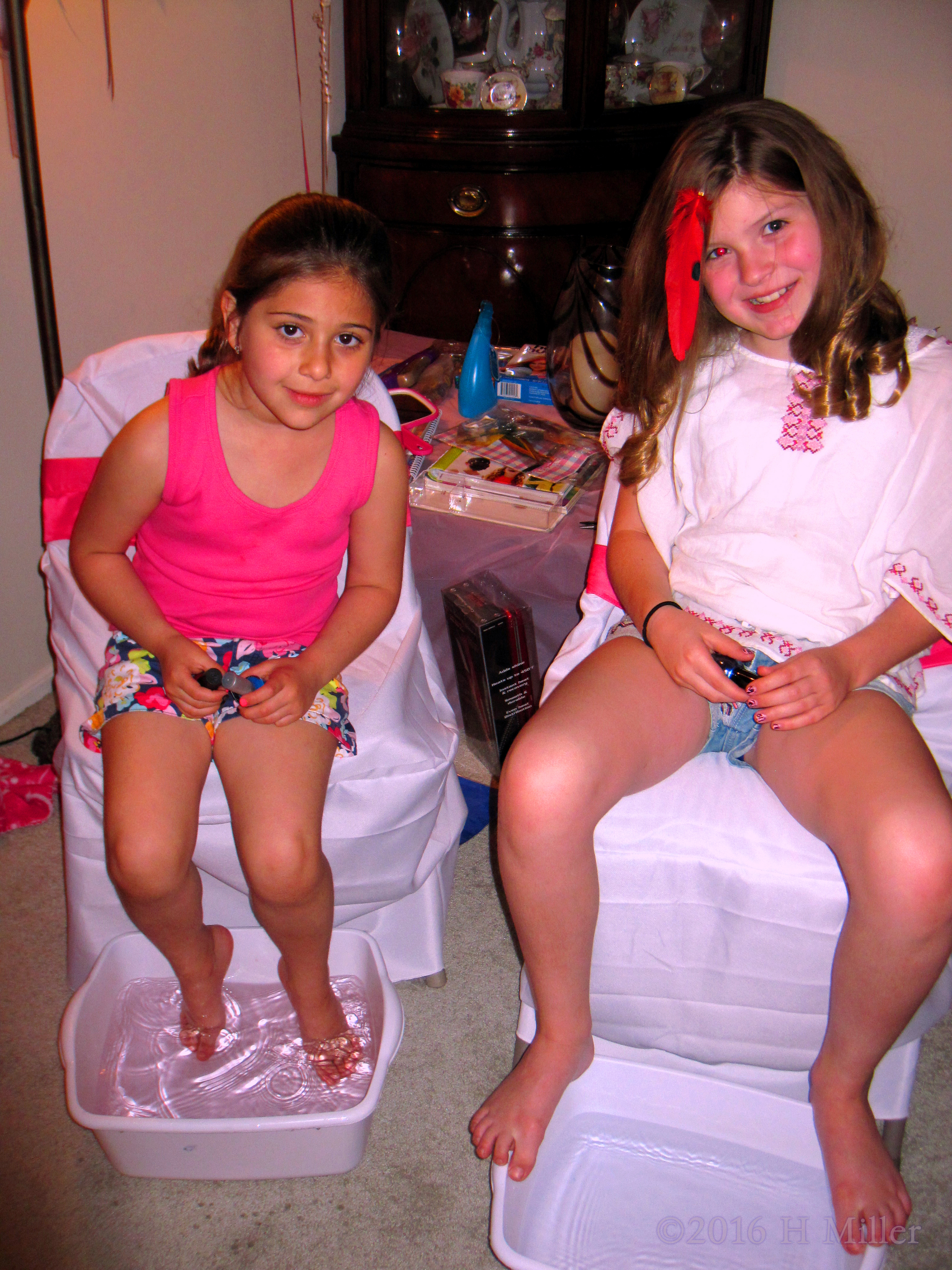 Kids Pedicures With Friends Are Super Fun! 