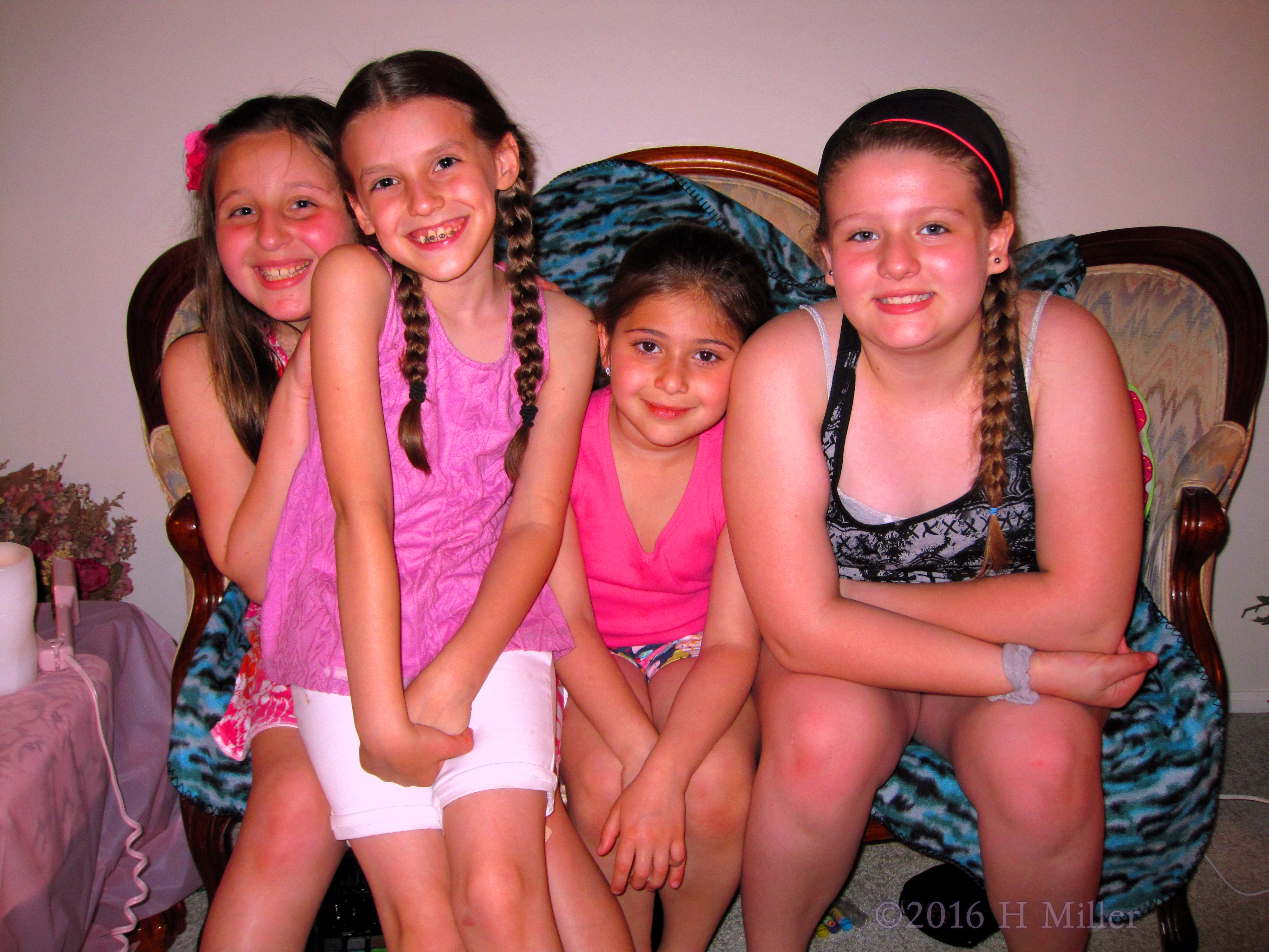 Kids Spa Grou Photo! Kids Spa Grou Photo!