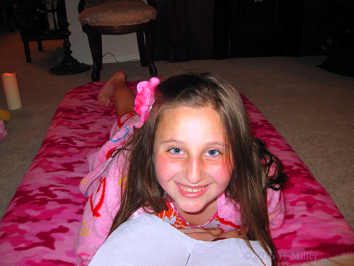 Relaxing With A Kids Massage! Relaxing With A Kids Massage!