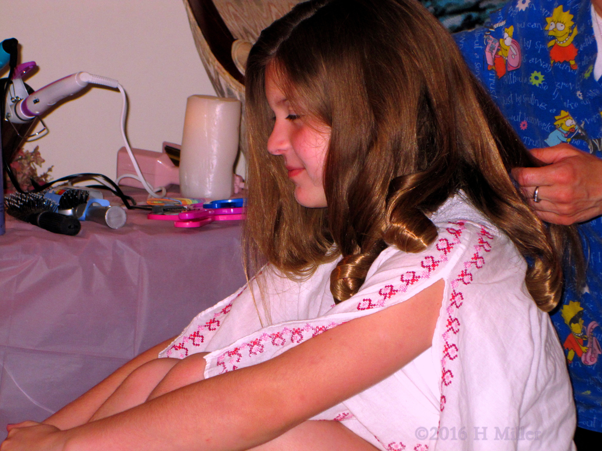 Getting Her Hair Curled At The Kids Salon! 