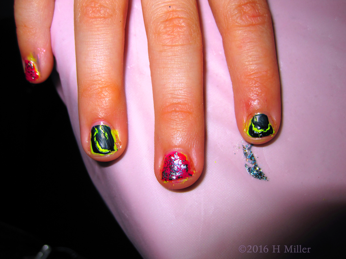 What An Awesome Kids Spa Manicure. 