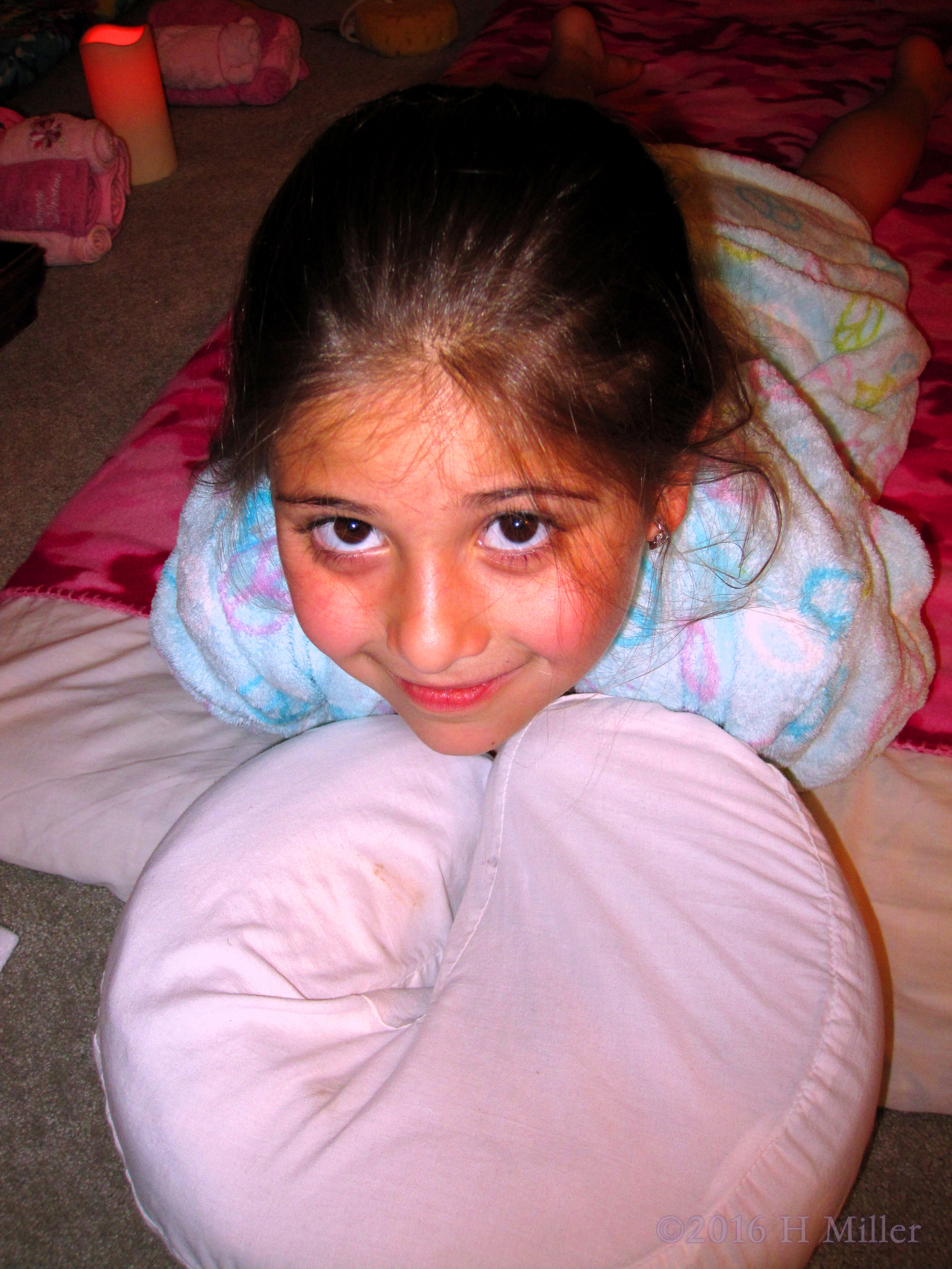 Looking Relaxed During Kids Massages! Looking Relaxed During Kids Massages!
