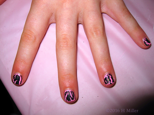 Awesome Black Shatter Manicure For Girls