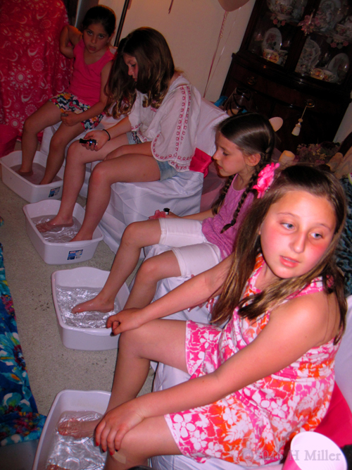 Relaxing During The Girls Pedi Footsoak. Relaxing During The Girls Pedi Footsoak.