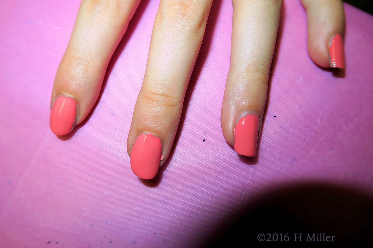 Classic Soft Pink Manicure 