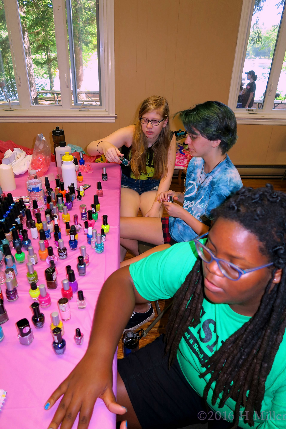 Getting Manicures Done At The Girls Spa! 