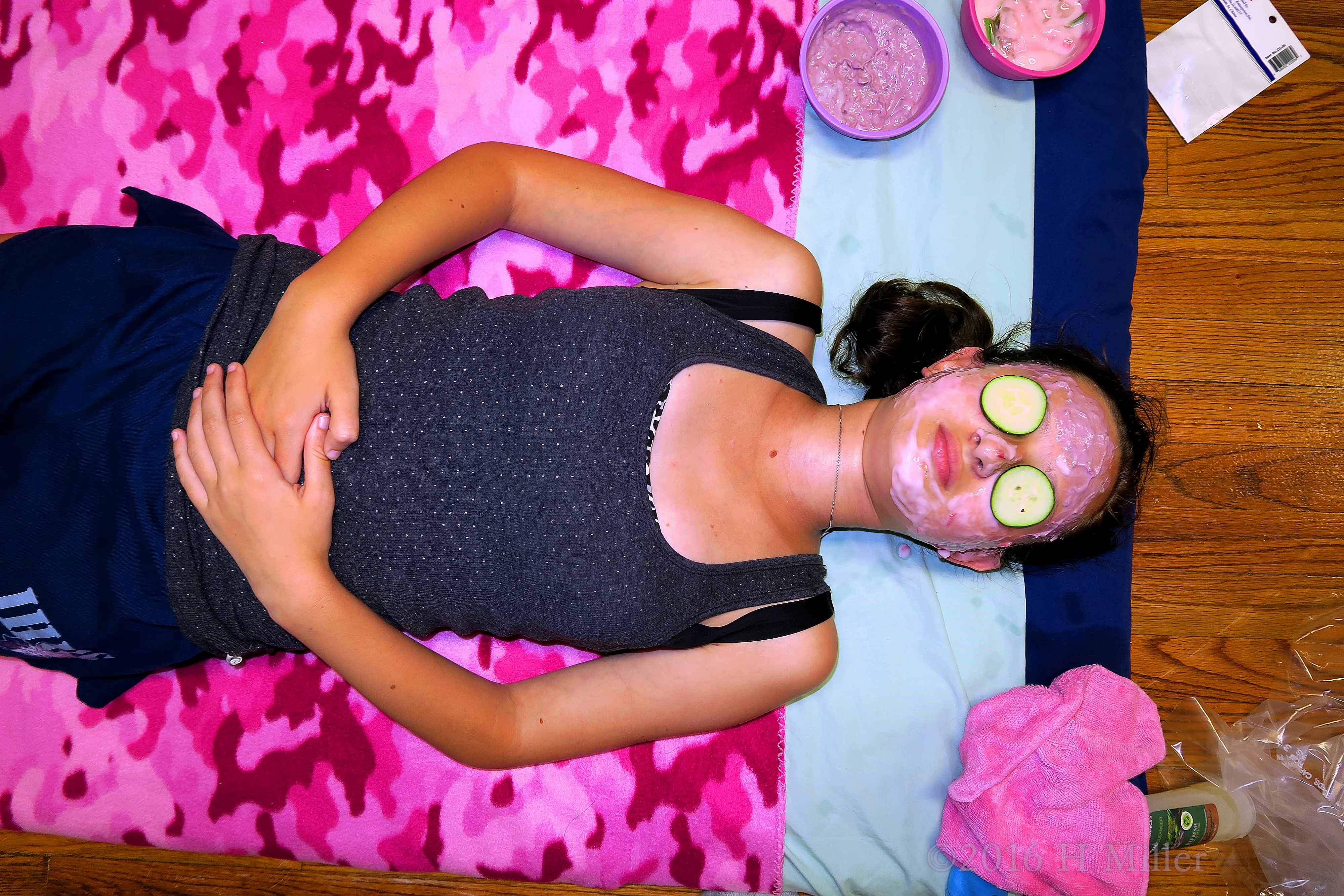 Relaxing In A Homemade Strawberry Facial Relaxing In A Homemade Strawberry Facial