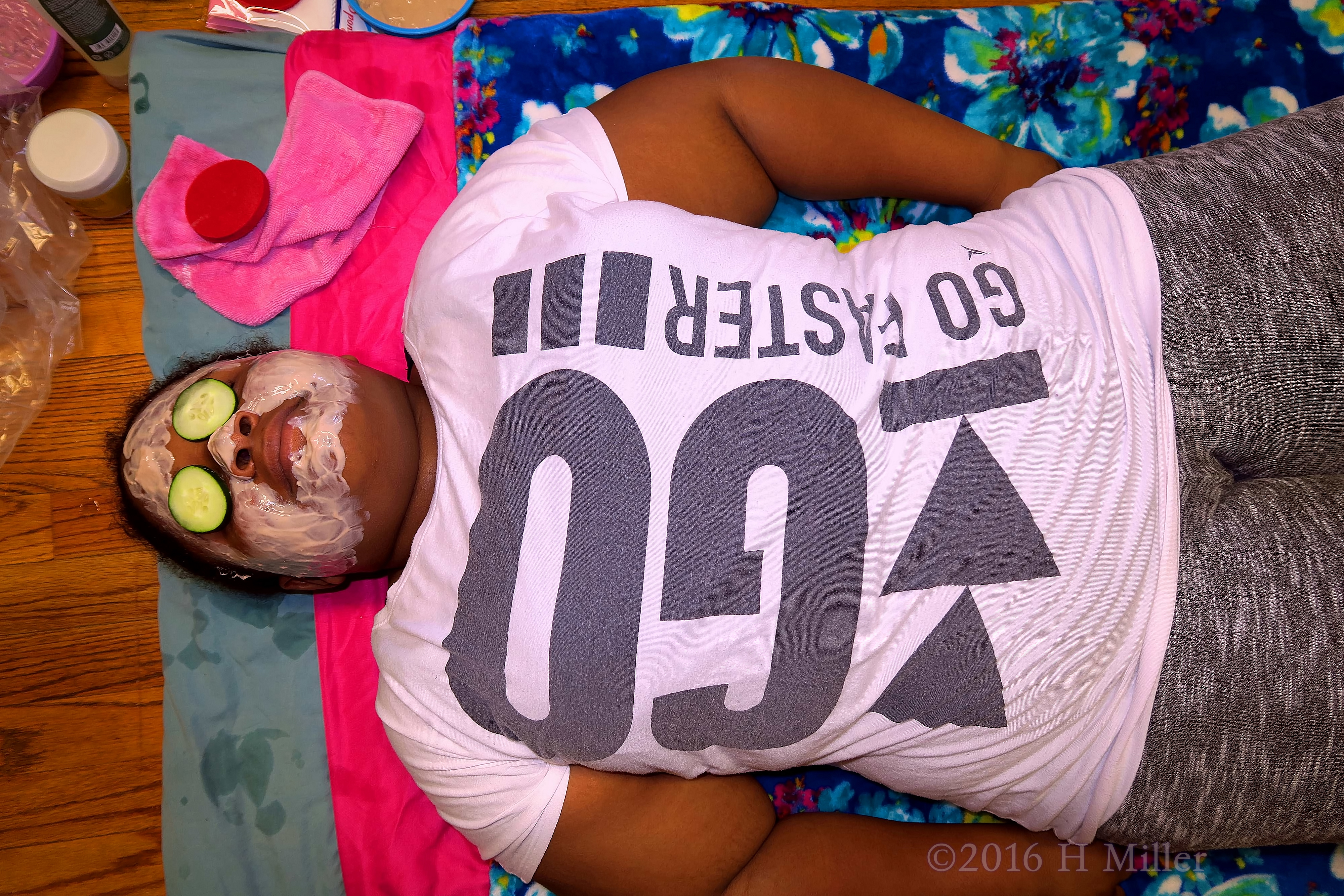 Relaxing In A Vanilla Yogurt Facial Relaxing In A Vanilla Yogurt Facial