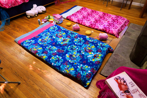 A Comfy Kids Facial And Massage Setup A Comfy Kids Facial And Massage Setup