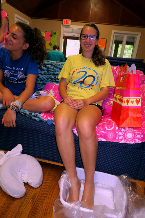 Hanging Out During Kids Pedicures Hanging Out During Kids Pedicures