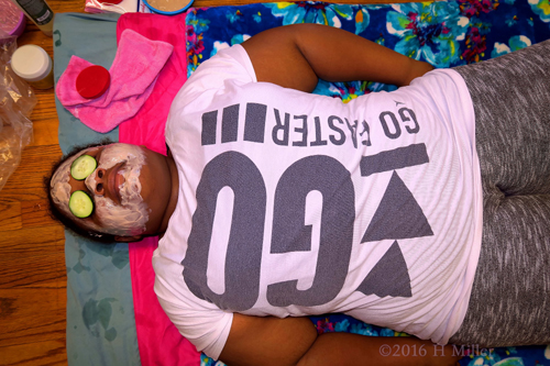 Relaxing In A Vanilla Yogurt Facial Relaxing In A Vanilla Yogurt Facial