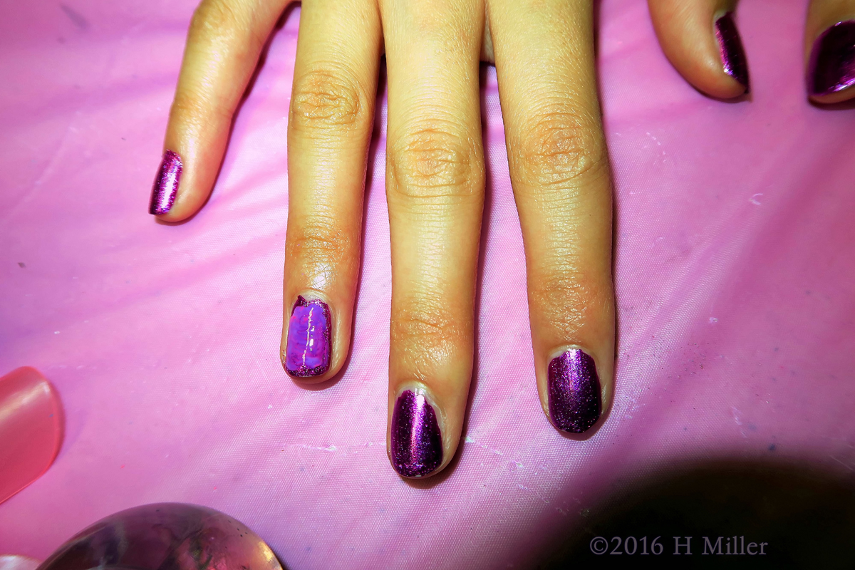 Cute Sparkly Purple Mini Mani