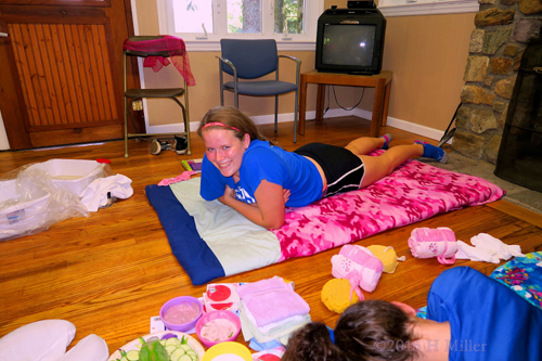 Chatting Before Kids Massages