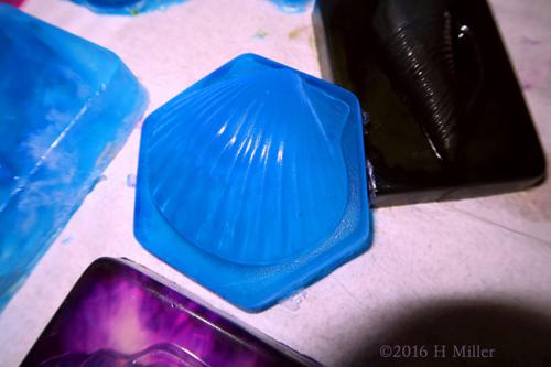 Neat Blue Seashell Soap Mold