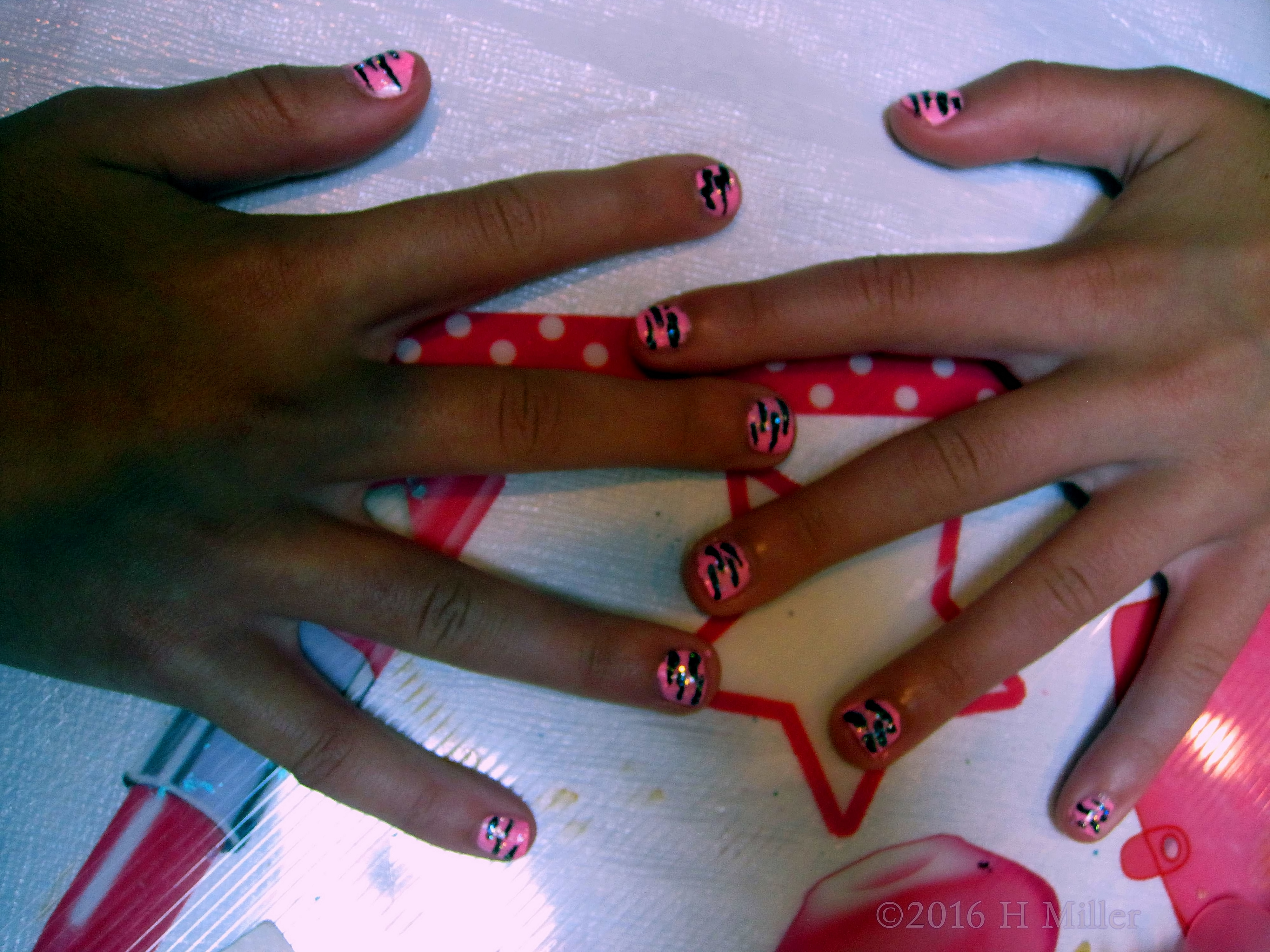 Cute Pink Zebra Mini Mani Cute Pink Zebra Mini Mani