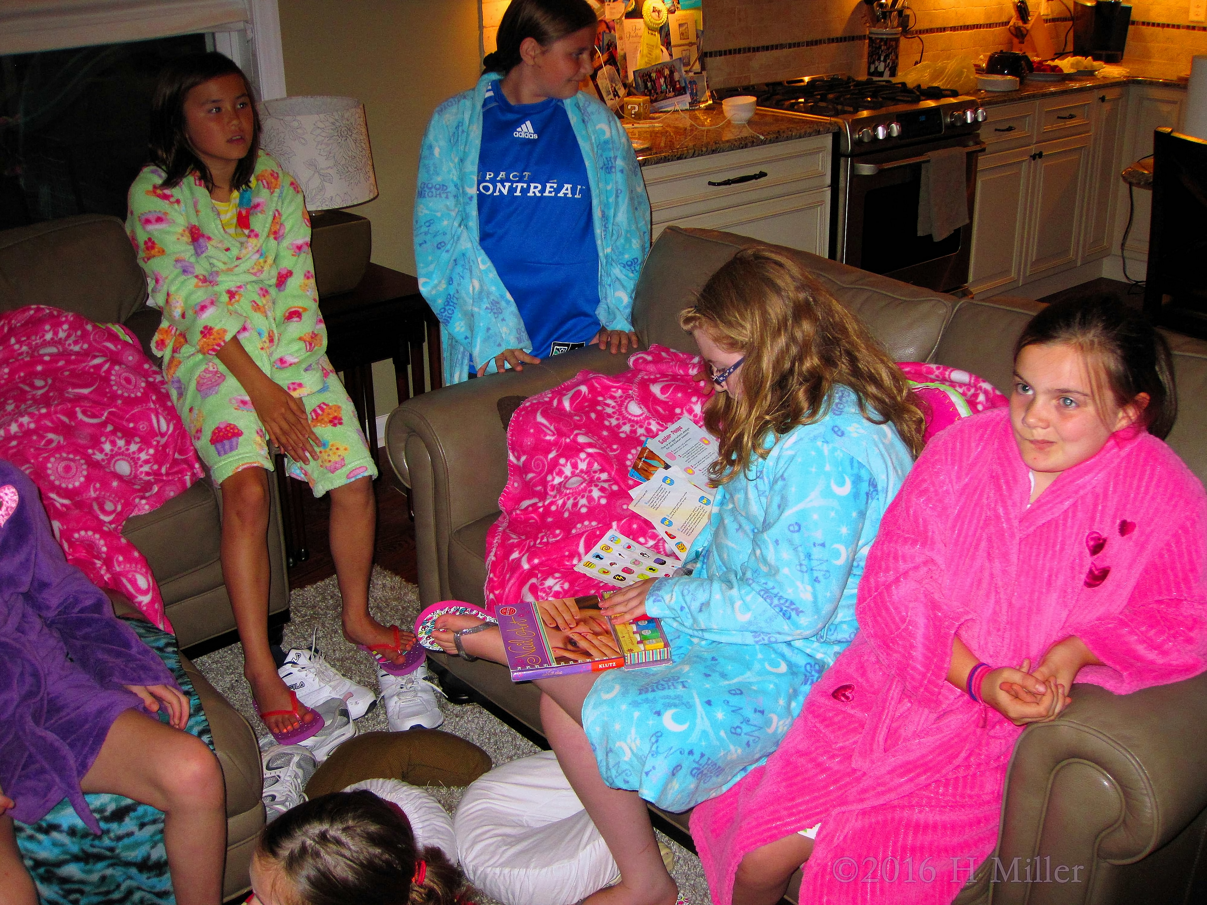 Hanging Out And Looking At Nail Art Hanging Out And Looking At Nail Art