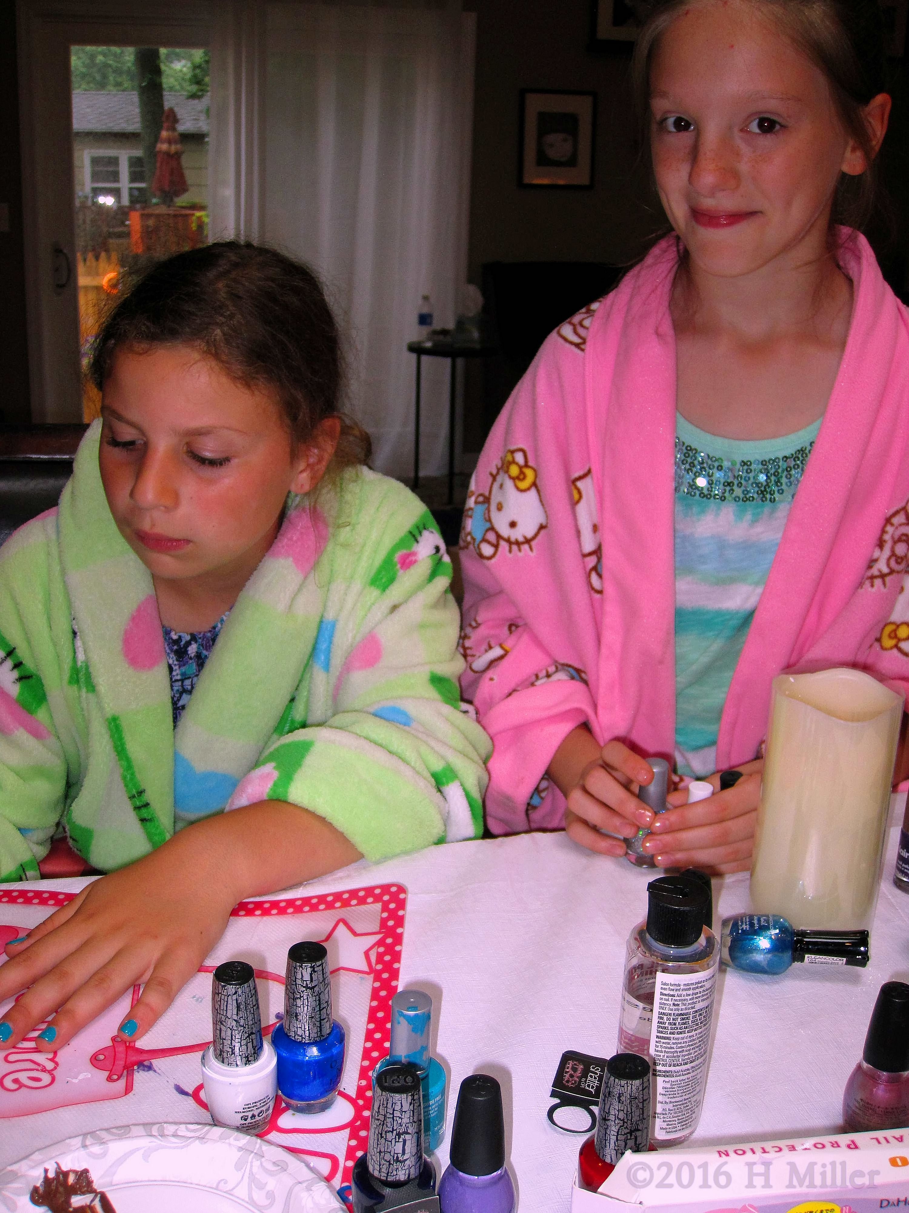 She's Looking Forward To Her Kids Mani She's Looking Forward To Her Kids Mani