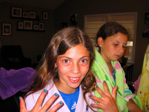 Awesome Cute Blue Dotticure Awesome Cute Blue Dotticure