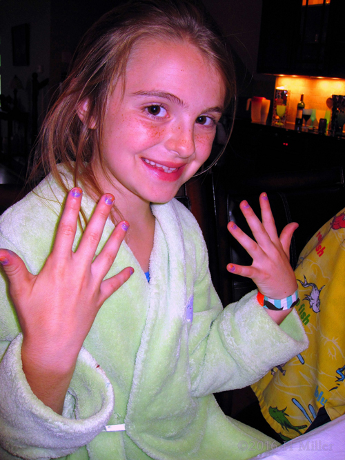 She's Happy With Her Home Kids Spa Mani She's Happy With Her Home Kids Spa Mani