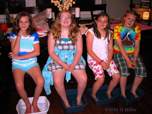 Kids Pedicures Time! Kids Pedicures Time!