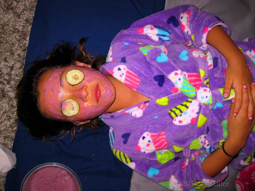 Relaxed In A Homemade Blueberry Face Mask Relaxed In A Homemade Blueberry Face Mask