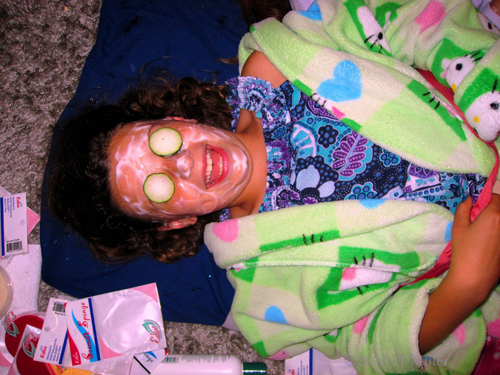 Smiling And Happy With Her Kids Facial Smiling And Happy With Her Kids Facial