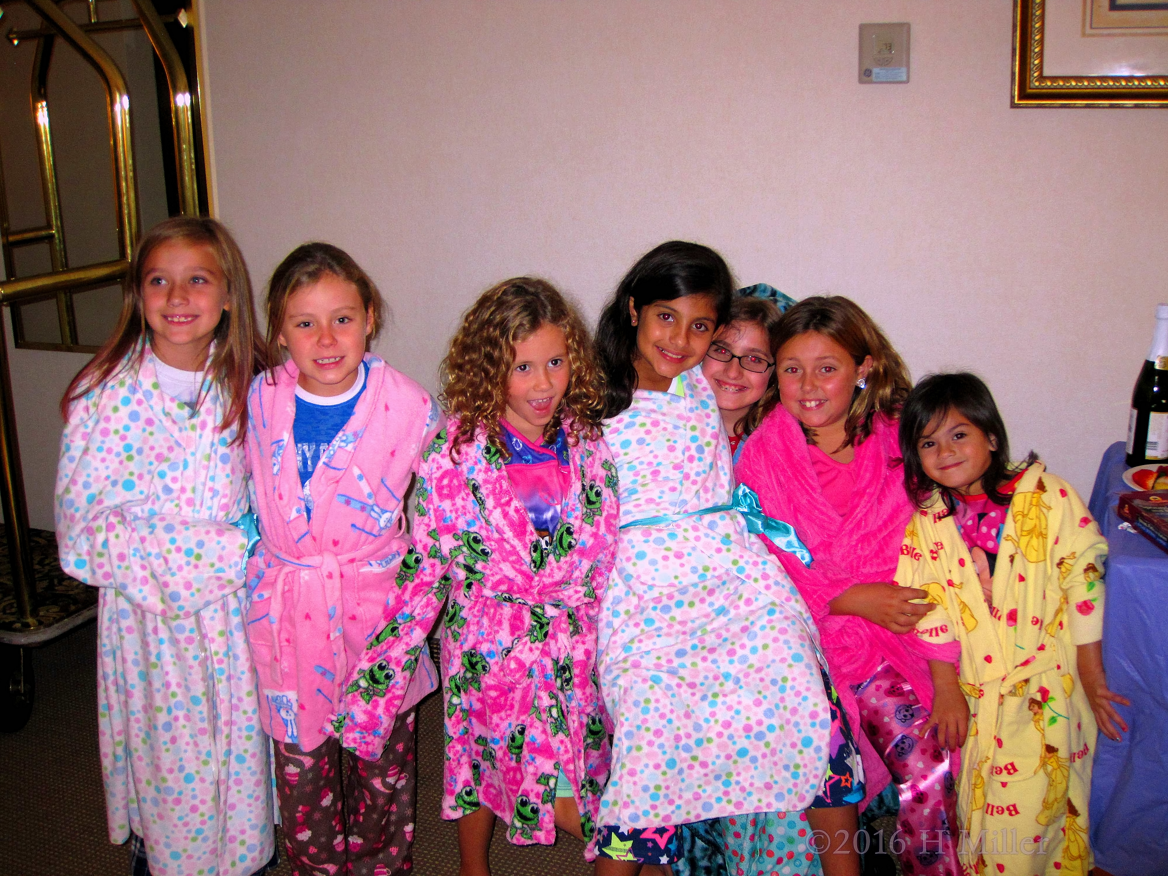 Everyone's Smiling In This Group Photo Everyone's Smiling In This Group Photo