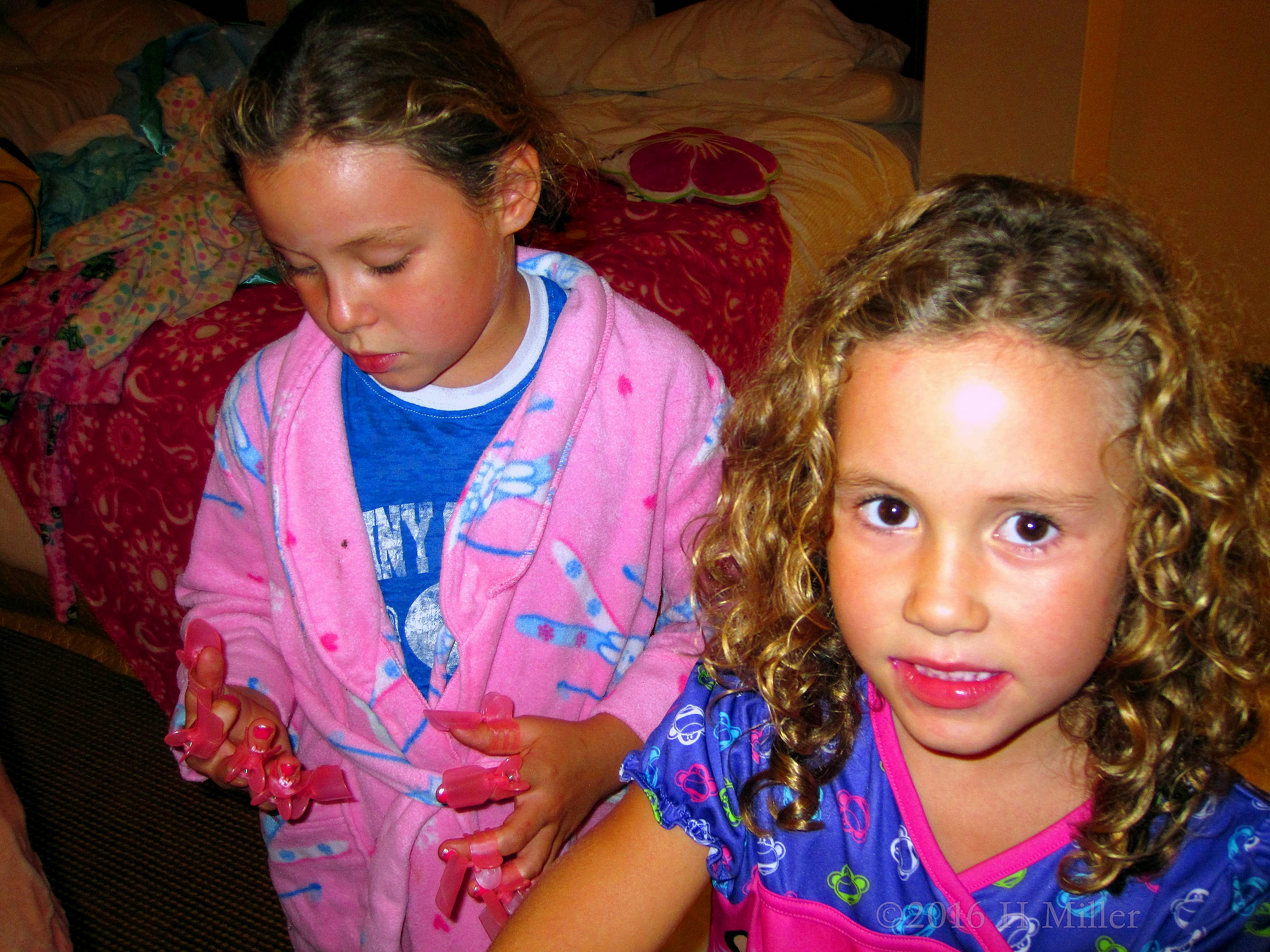 Hanging Out With Friends After Manicures Hanging Out With Friends After Manicures