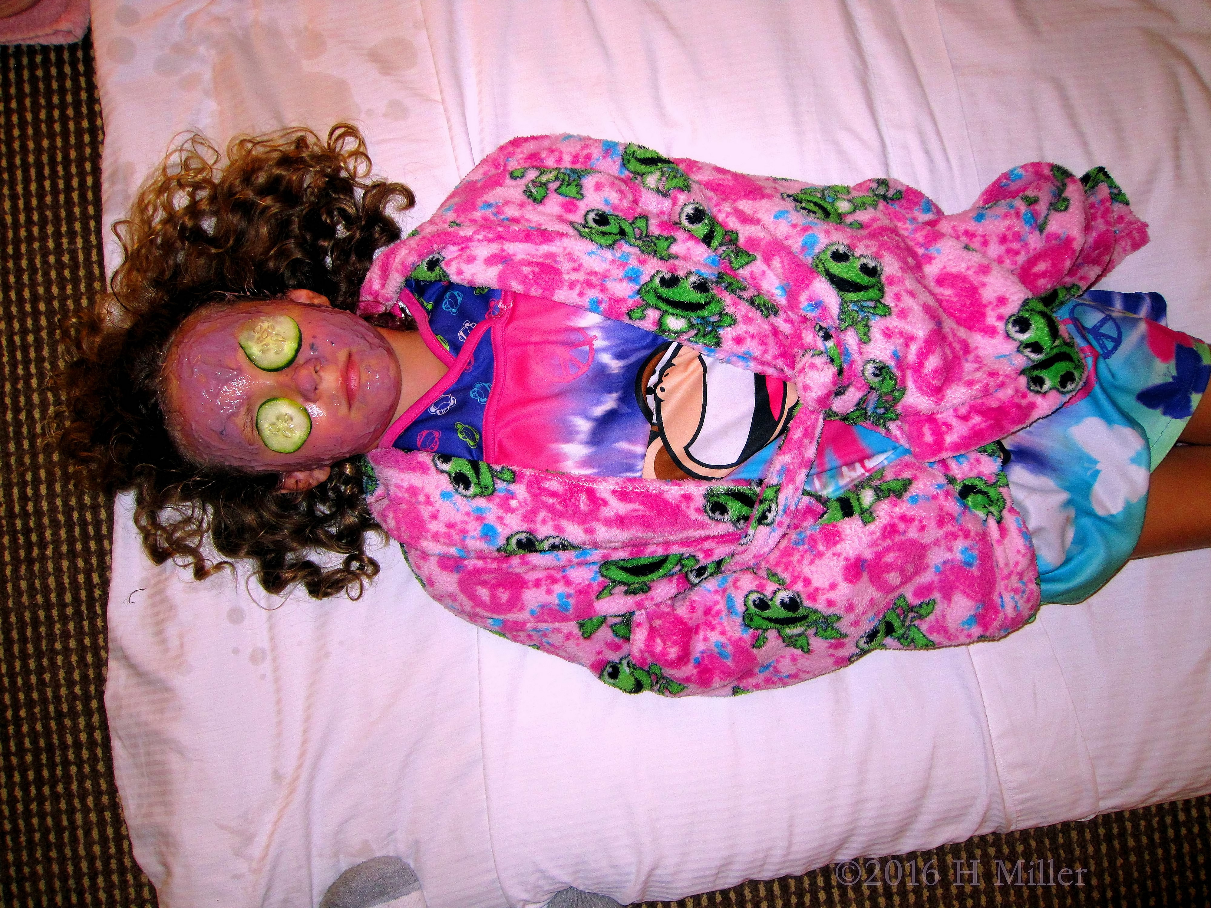 Relaxed In A Homemade Blueberry Face Masque. Relaxed In A Homemade Blueberry Face Masque.