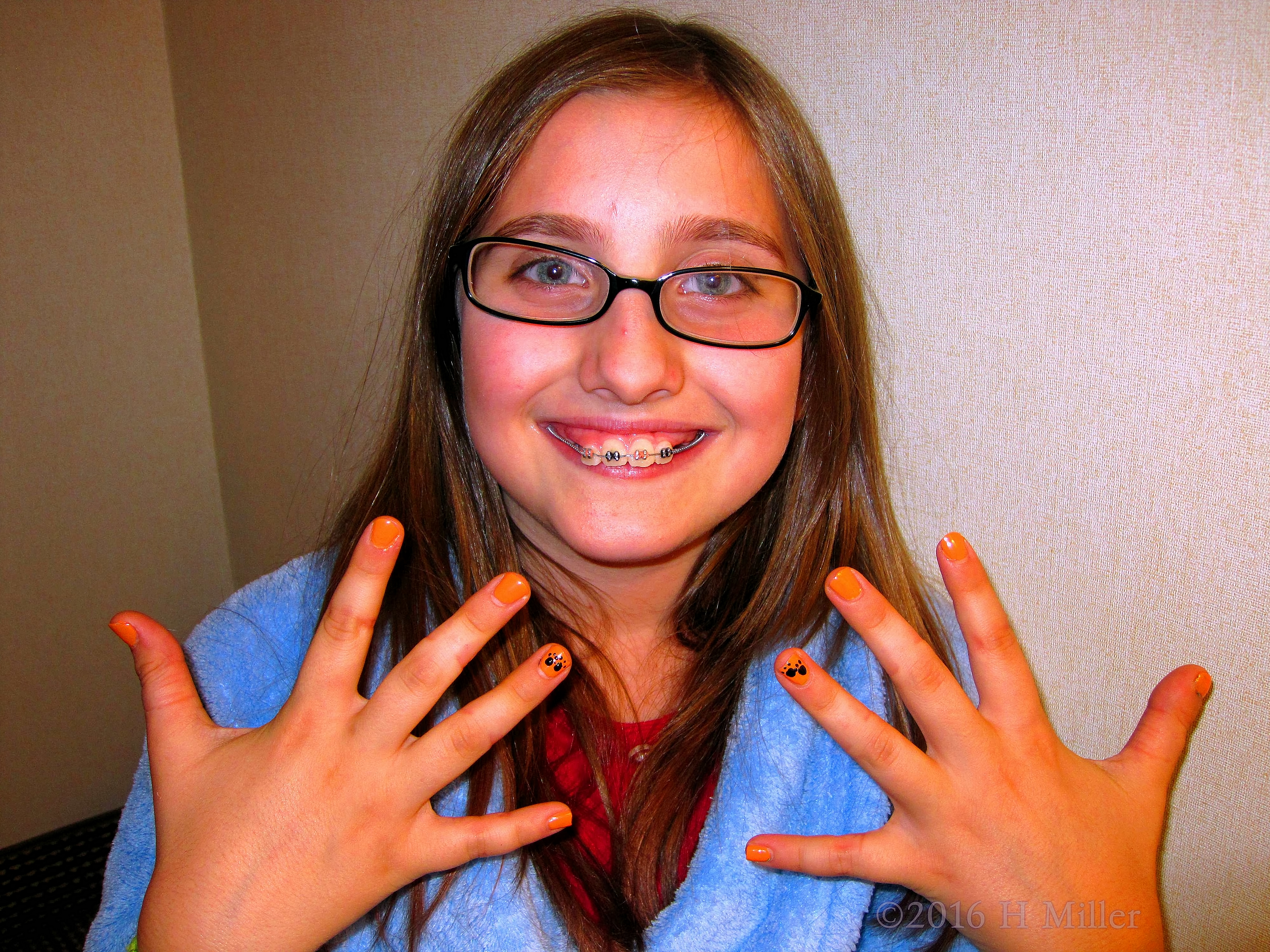 She Loves Her Kids Mini Mani She Loves Her Kids Mini Mani