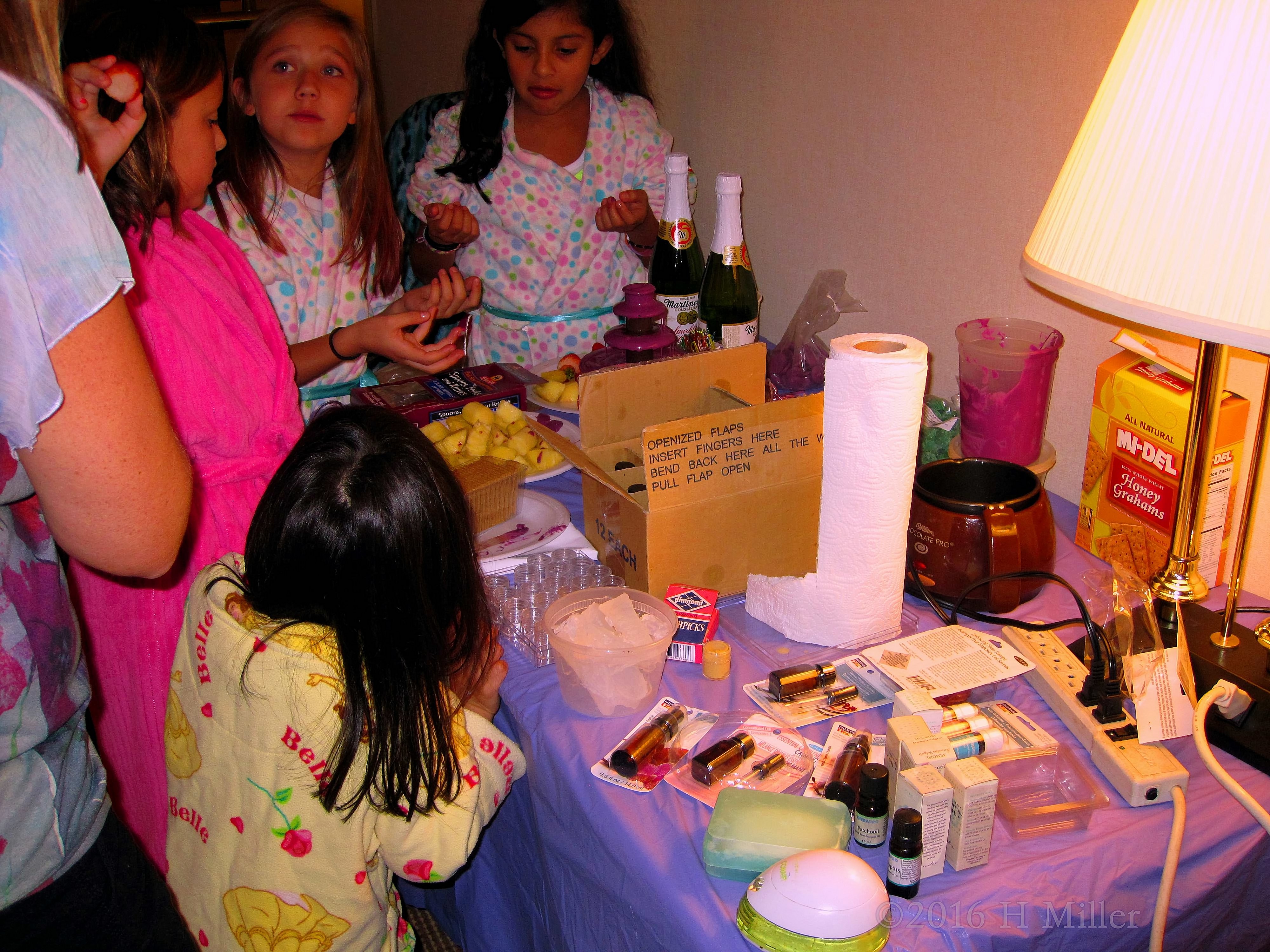 Snacks And Crafts! Snacks And Crafts!