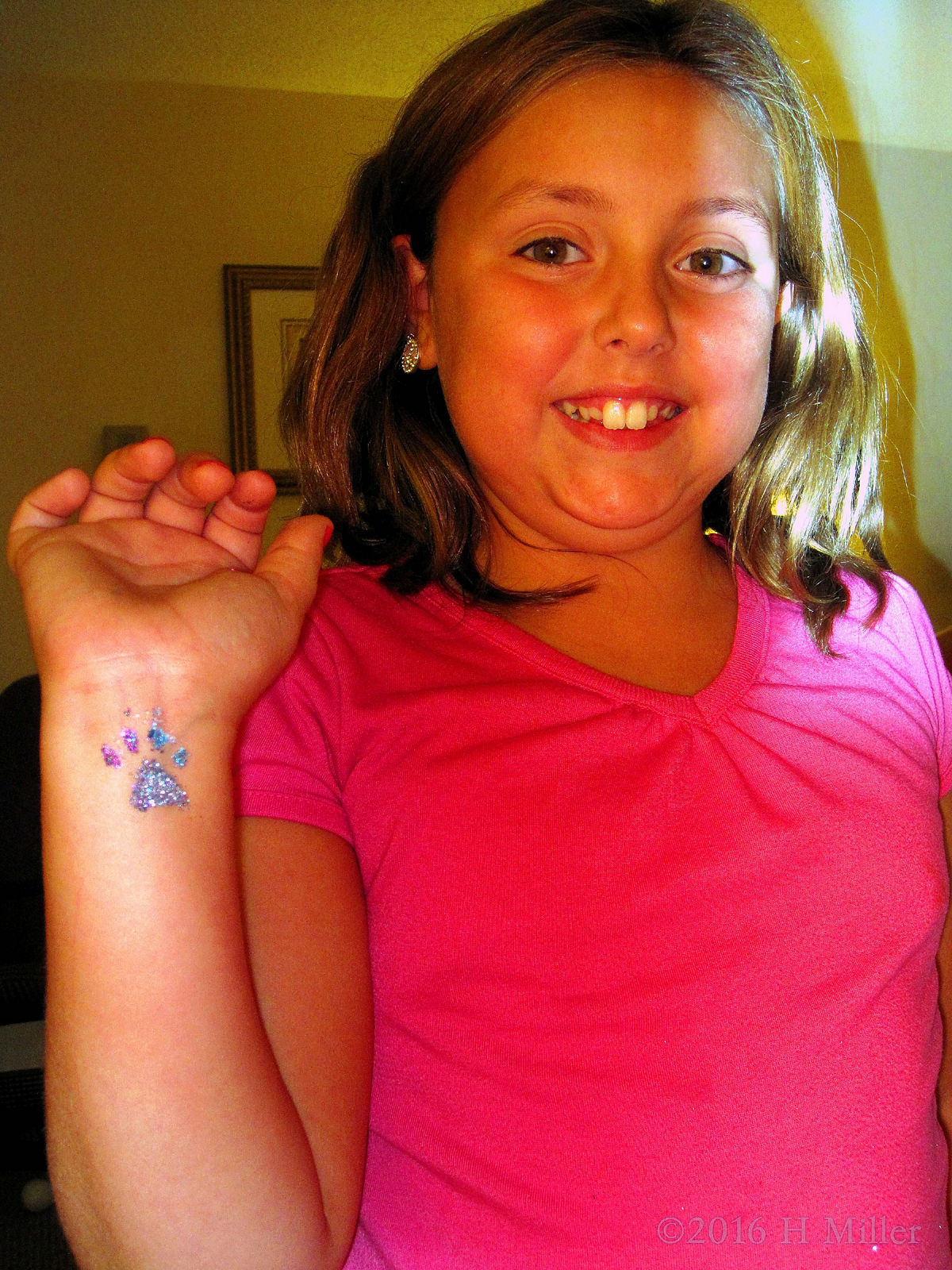 She's Loving Her Home Kids Spa Pawprint Tattoo 