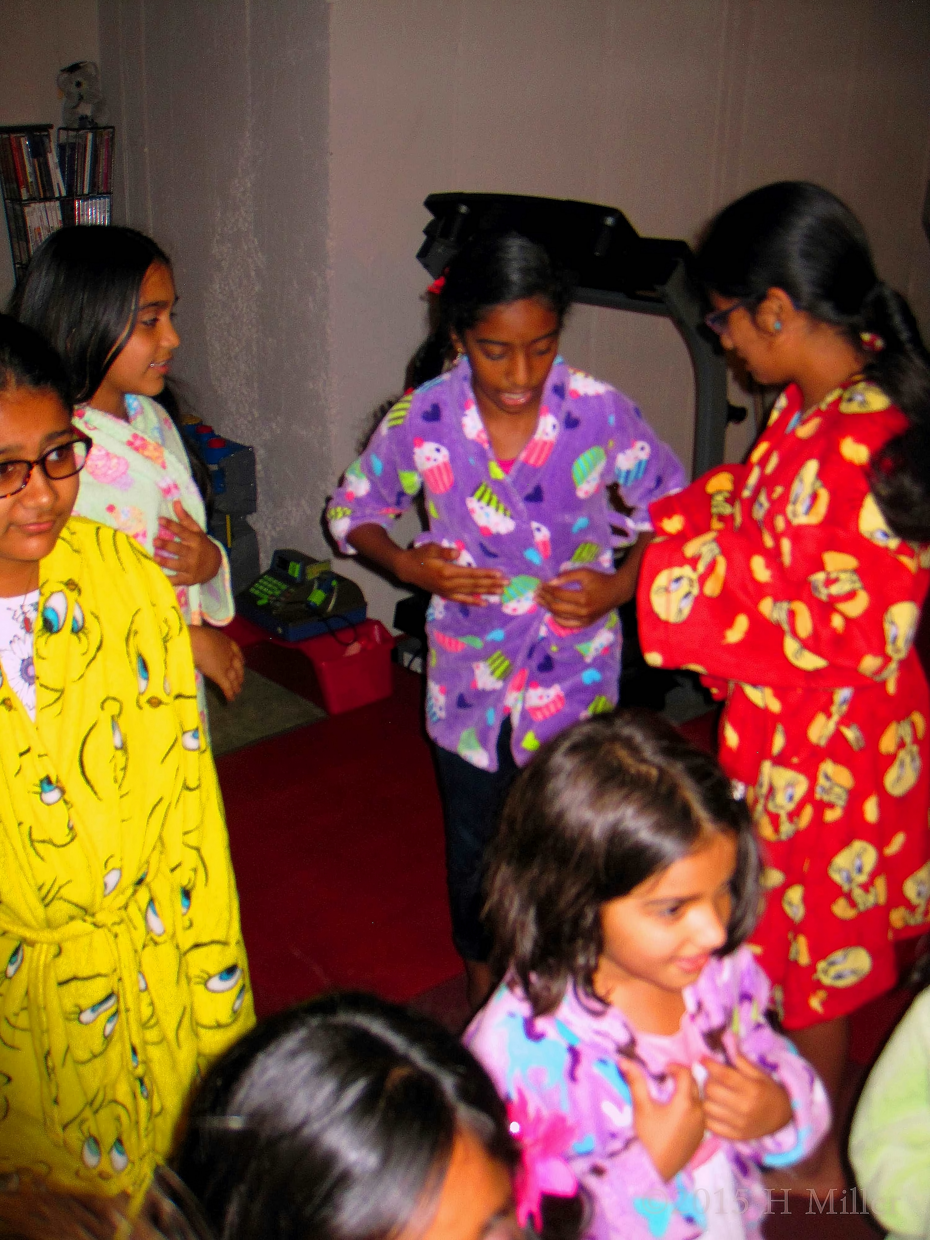 Everybody Finds A Kids Spa Robe That They Like Everybody Finds A Kids Spa Robe That They Like
