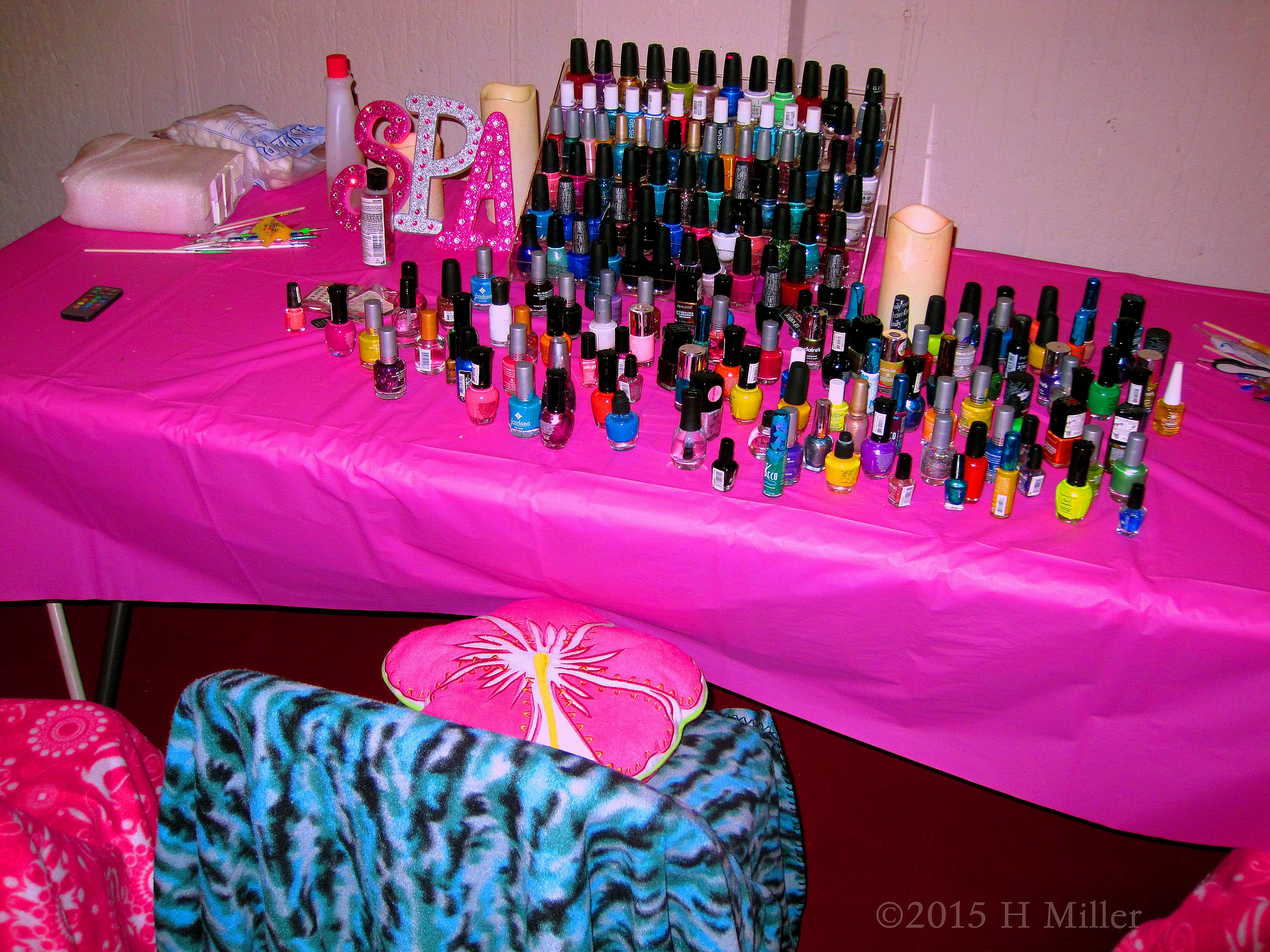 Girls Home Spa Nail Art Mani Station. Girls Home Spa Nail Art Mani Station.