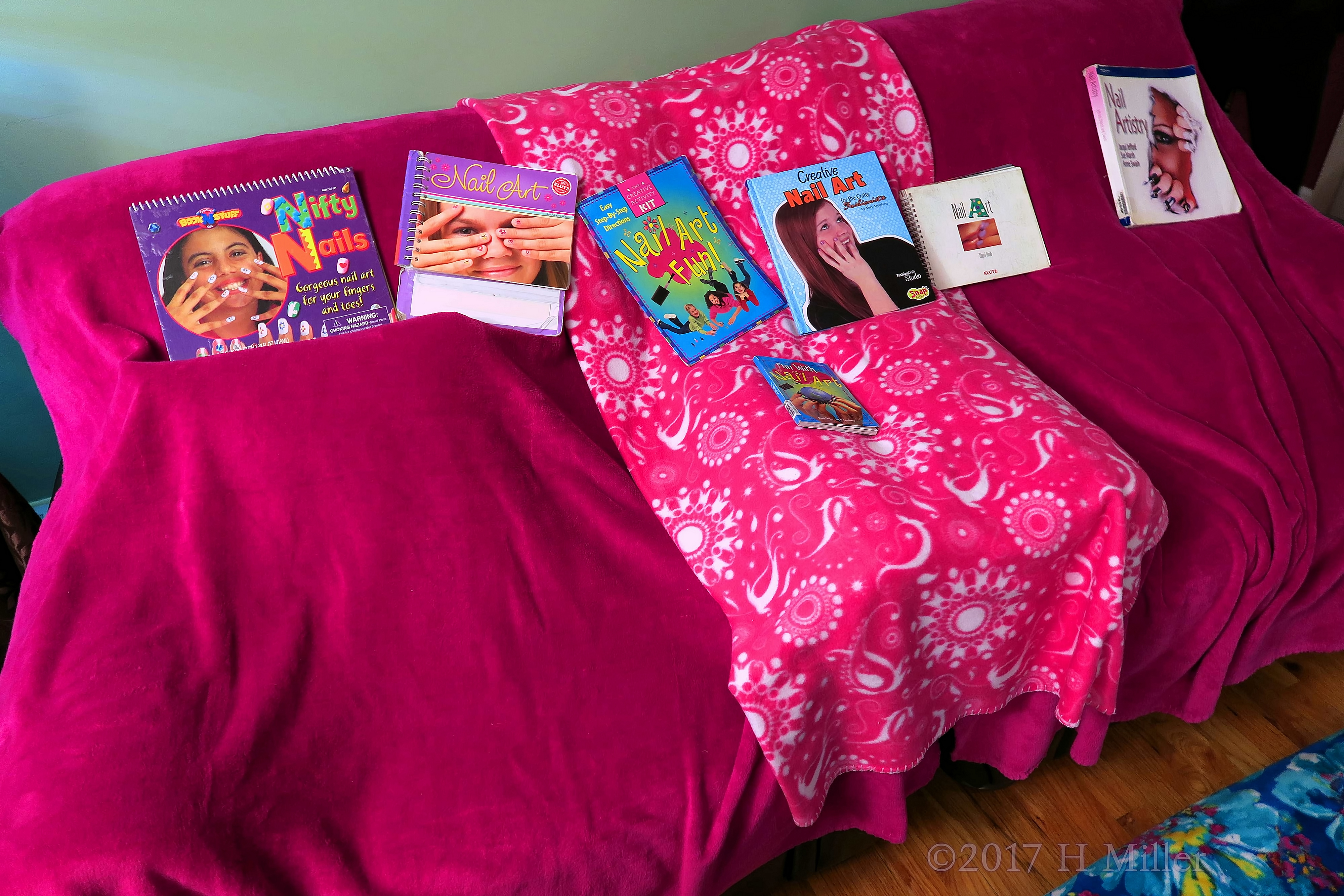 Amazing Books On Nail Art Amazing Books On Nail Art