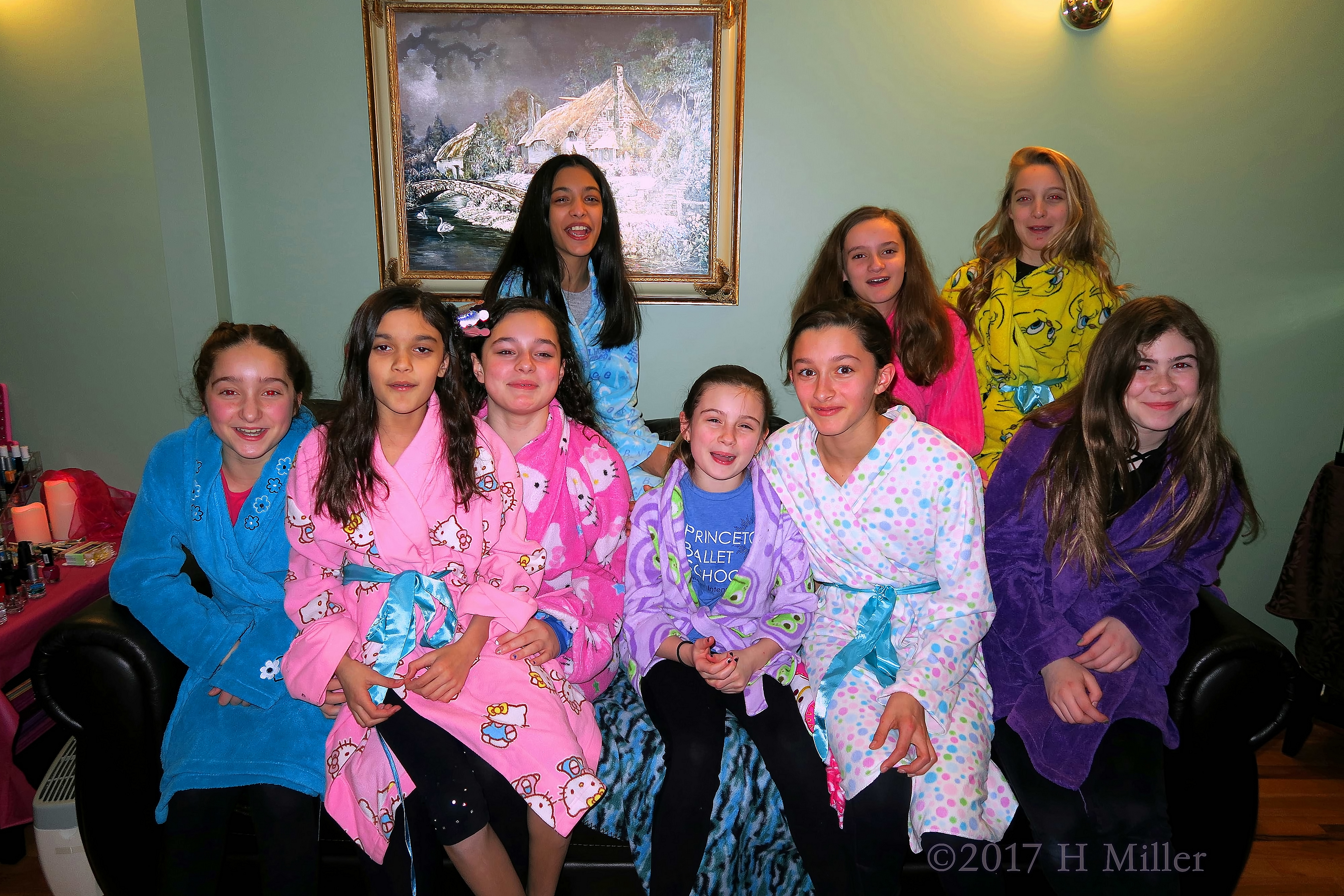 Girls At Spa Day Birthday Party! Girls At Spa Day Birthday Party!