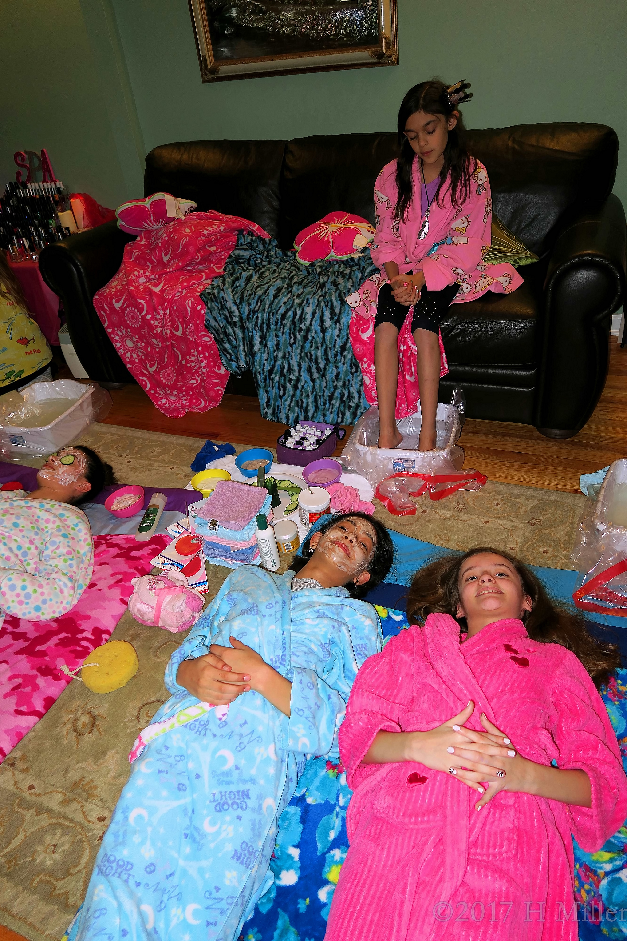 Kids Spa Facials Time! Kids Spa Facials Time!